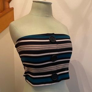 Cute Urban Outfitters Crop top